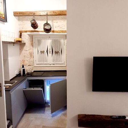 Apartmani Ulika Bale Rum bild